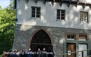 Außenansicht Besucherzentrum/Jugendherberge